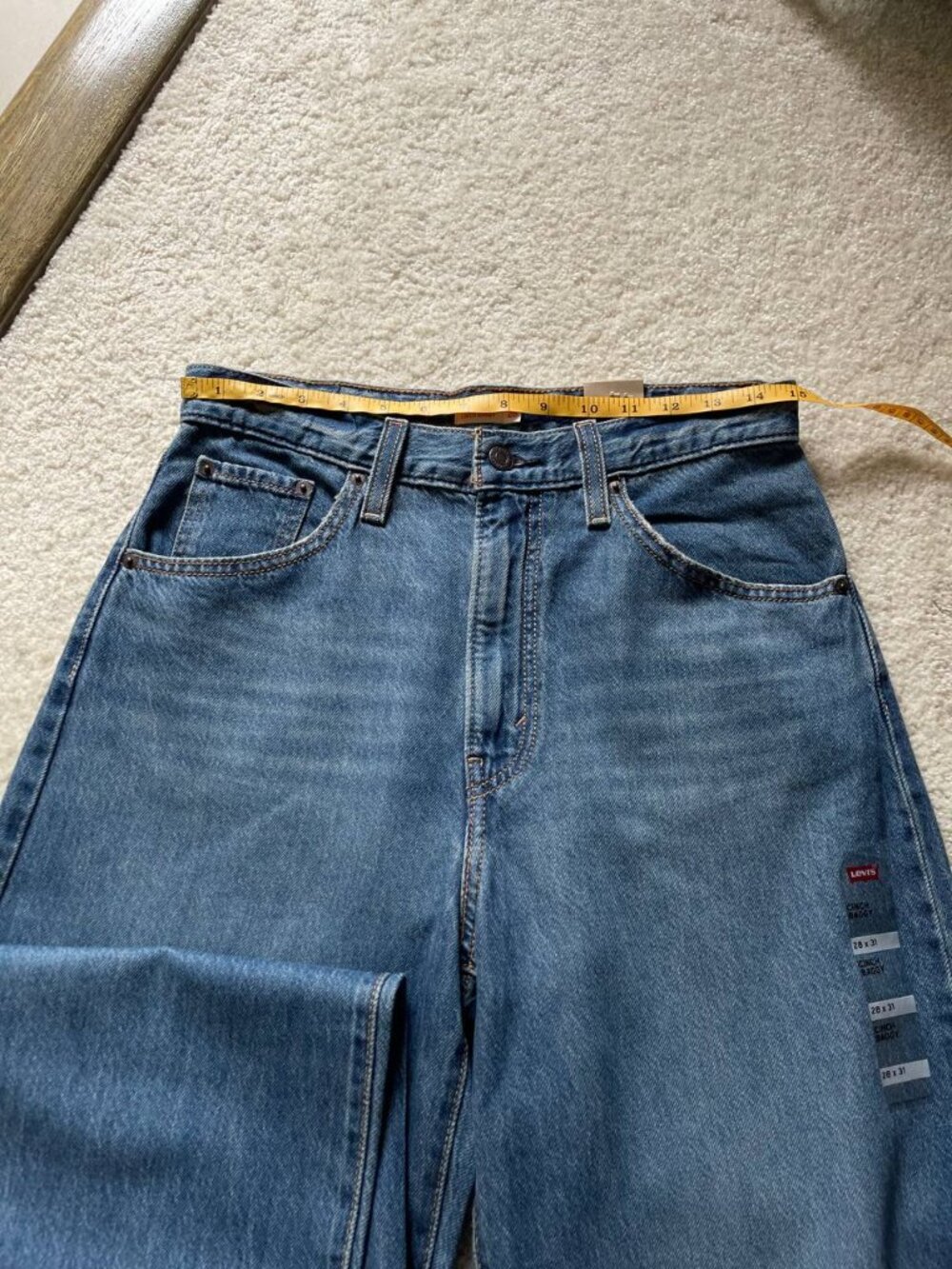 NWT Levi's Cinch Baggy High Rise Women's Jeans Size 28/31 - Picture 7 of 12